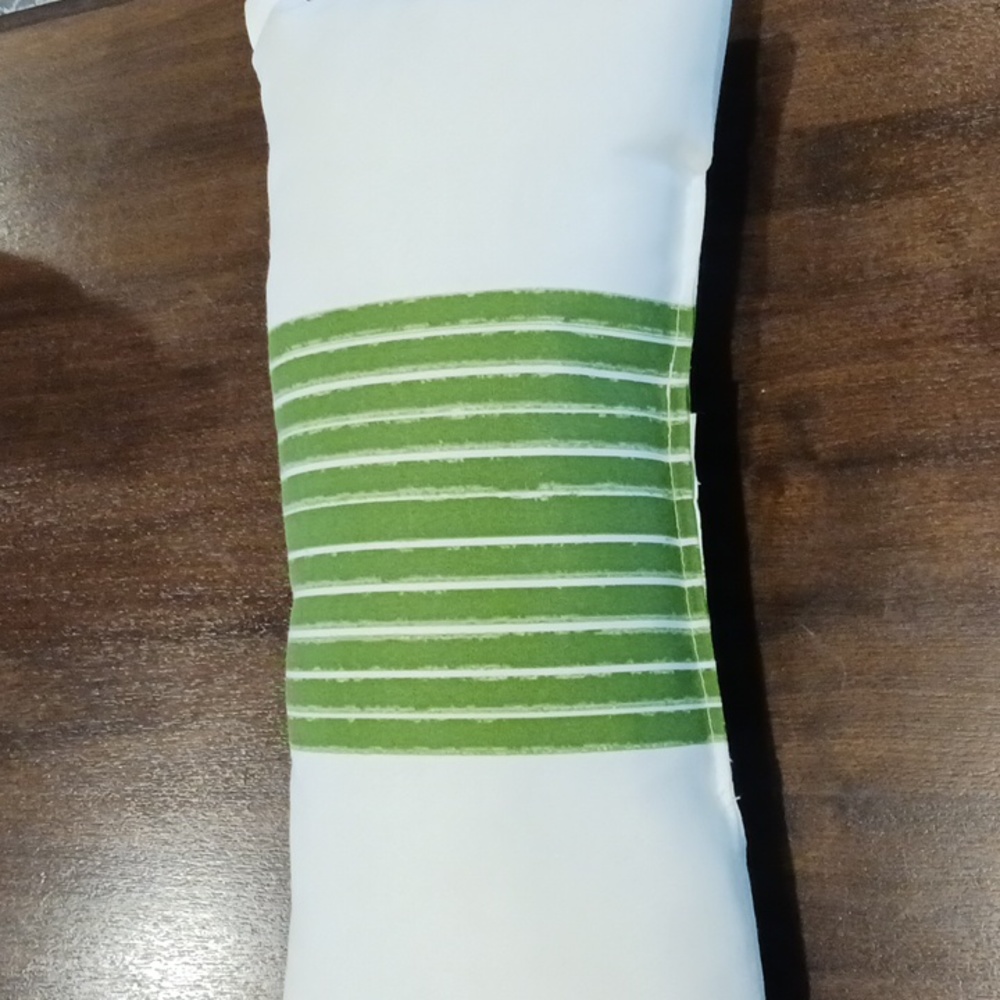 PILLOW Lumbar 10" x21" (cream, green)